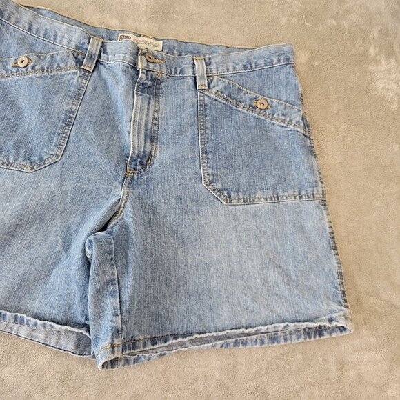 Faded Glory Womens Shorts 18 Plus Medium Blue Denim Zip Fly Pockets SHO4E - Picture 4 of 8